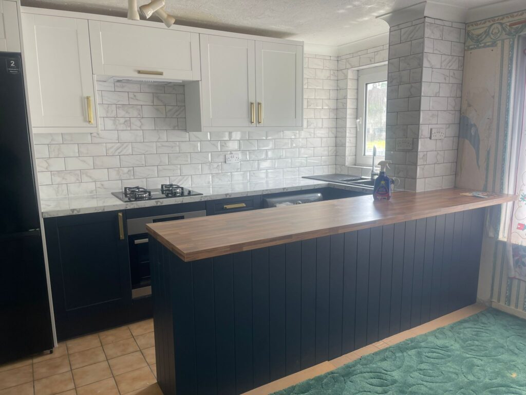 kitchen tiling and fitting plumber in basingstoke