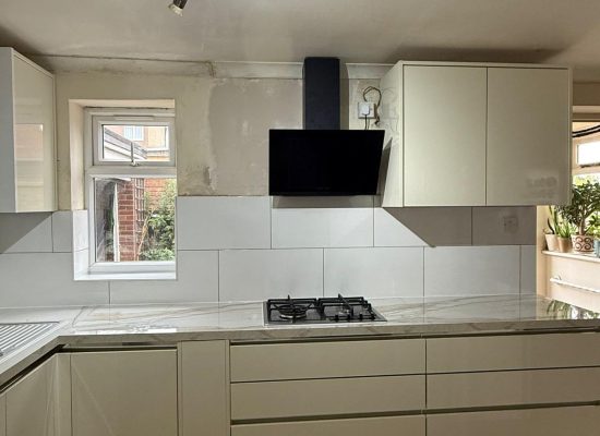 kitchen fitting kitchen fitting